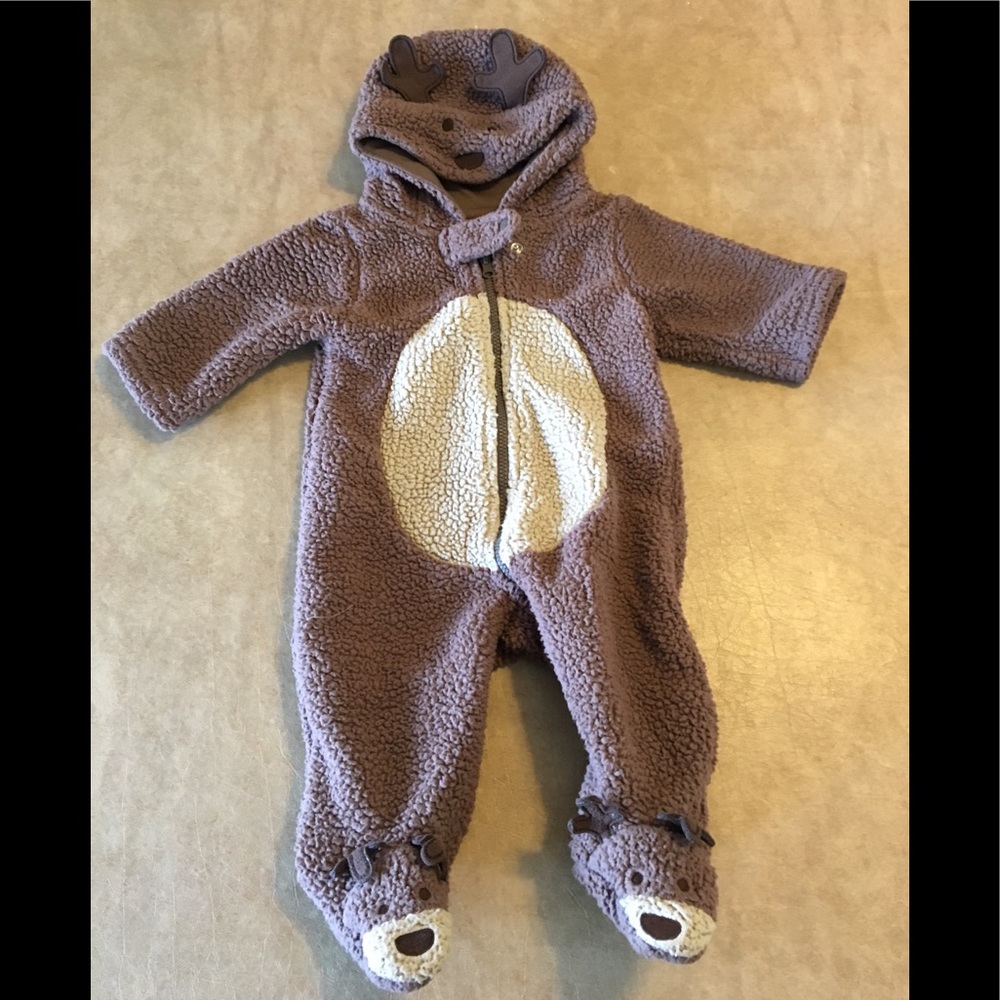 Cute reindeer cold weather, one-piece suit